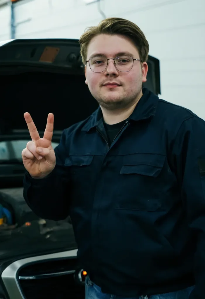 Лев